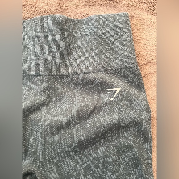 Gymshark Adapt Animal print Seamless Leggings - Picture 3 of 7